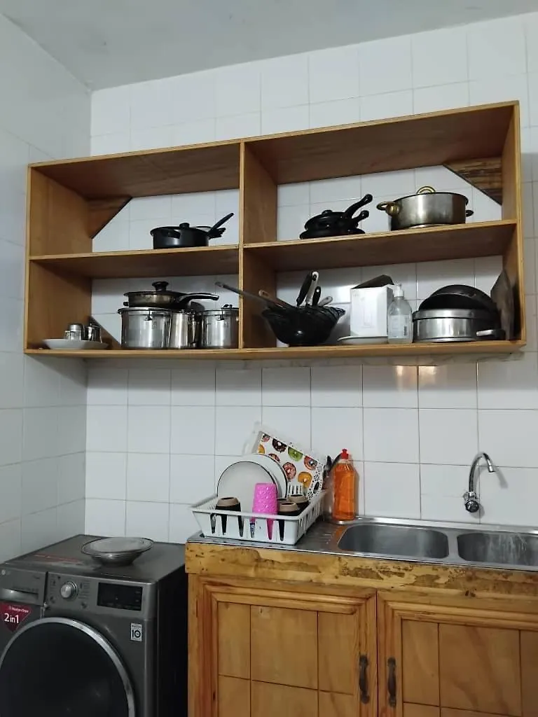 Chambre Salle De Bain Acces A La Cuisine Dakar Senegal